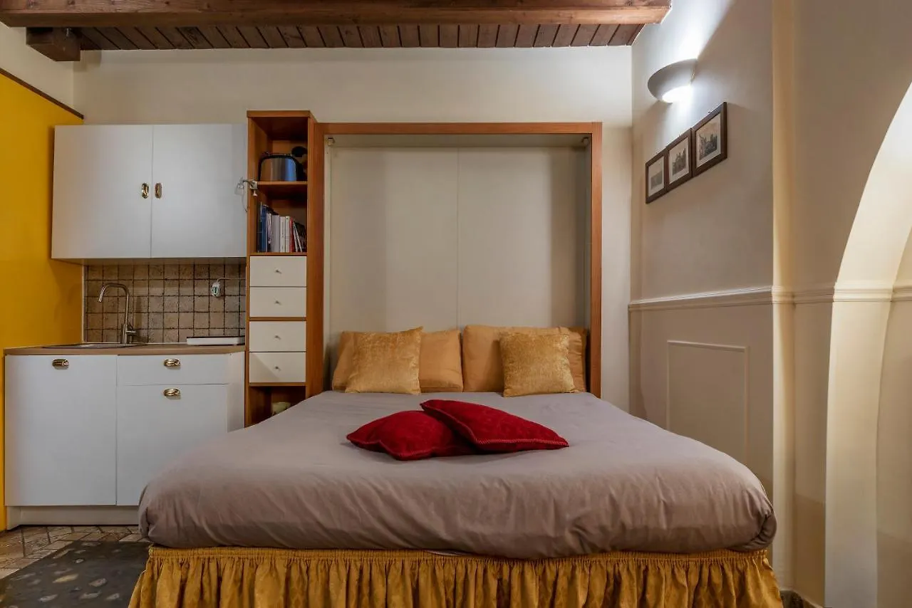 Piazza Navona Cozy And Central Studio Rome