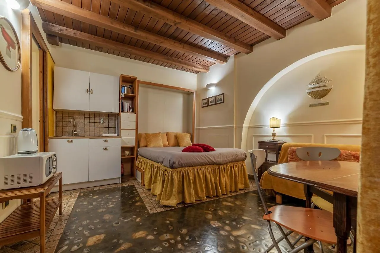 Piazza Navona Cozy And Central Studio Rome