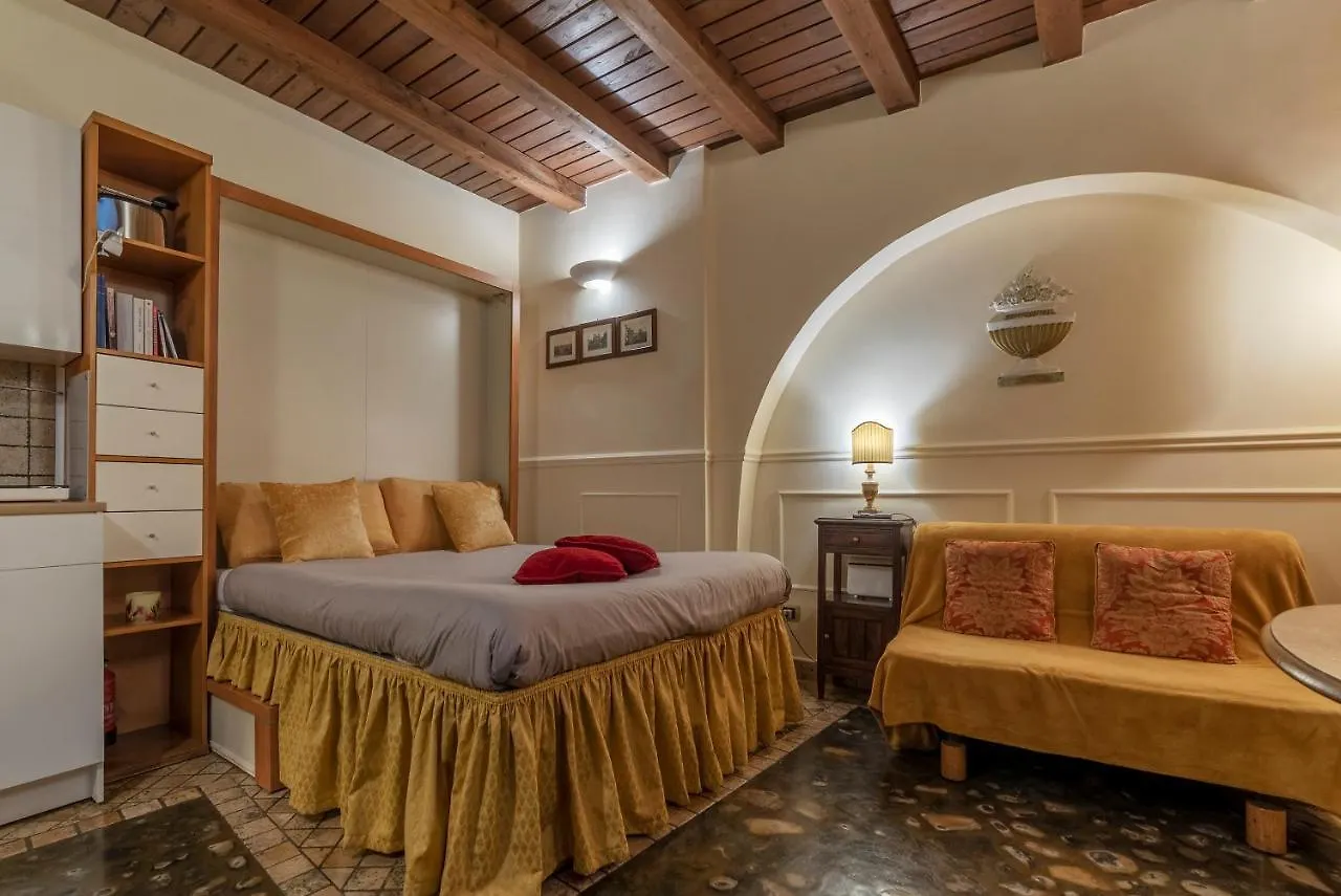 Piazza Navona Cozy And Central Studio Rome Apartment