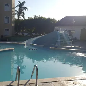 27 Apartment Ocho Rios